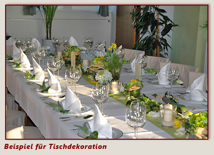 Tischdekoration im Ballhaus EICHE Tischdekoration im Ballhaus EICHE