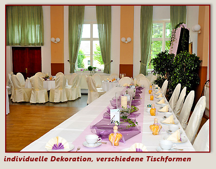 individuelle Dekoration und verschiedene Tischformen individuelle Dekoration und verschiedene Tischformen