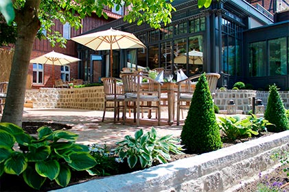 Terrasse der Absack-Bar (copyright: SATAMA GmbH)