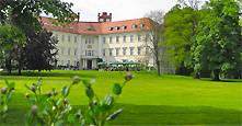 Schloss in Lübbenau mit Schlosspark Schloss in Lübbenau mit Schlosspark